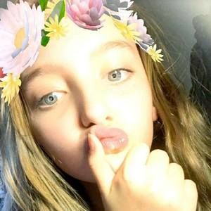 Meet your Posher, Makayla